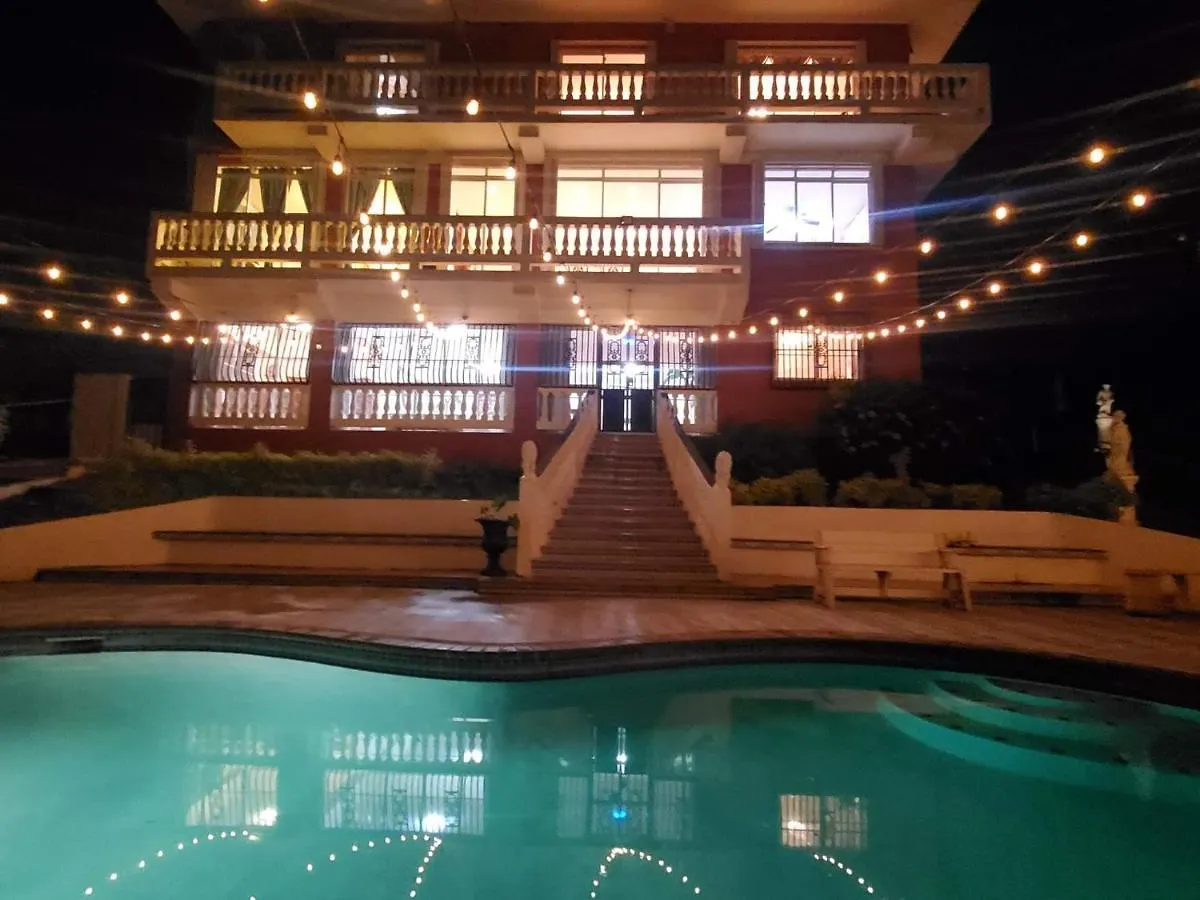 La Villa Primavera Лукильо